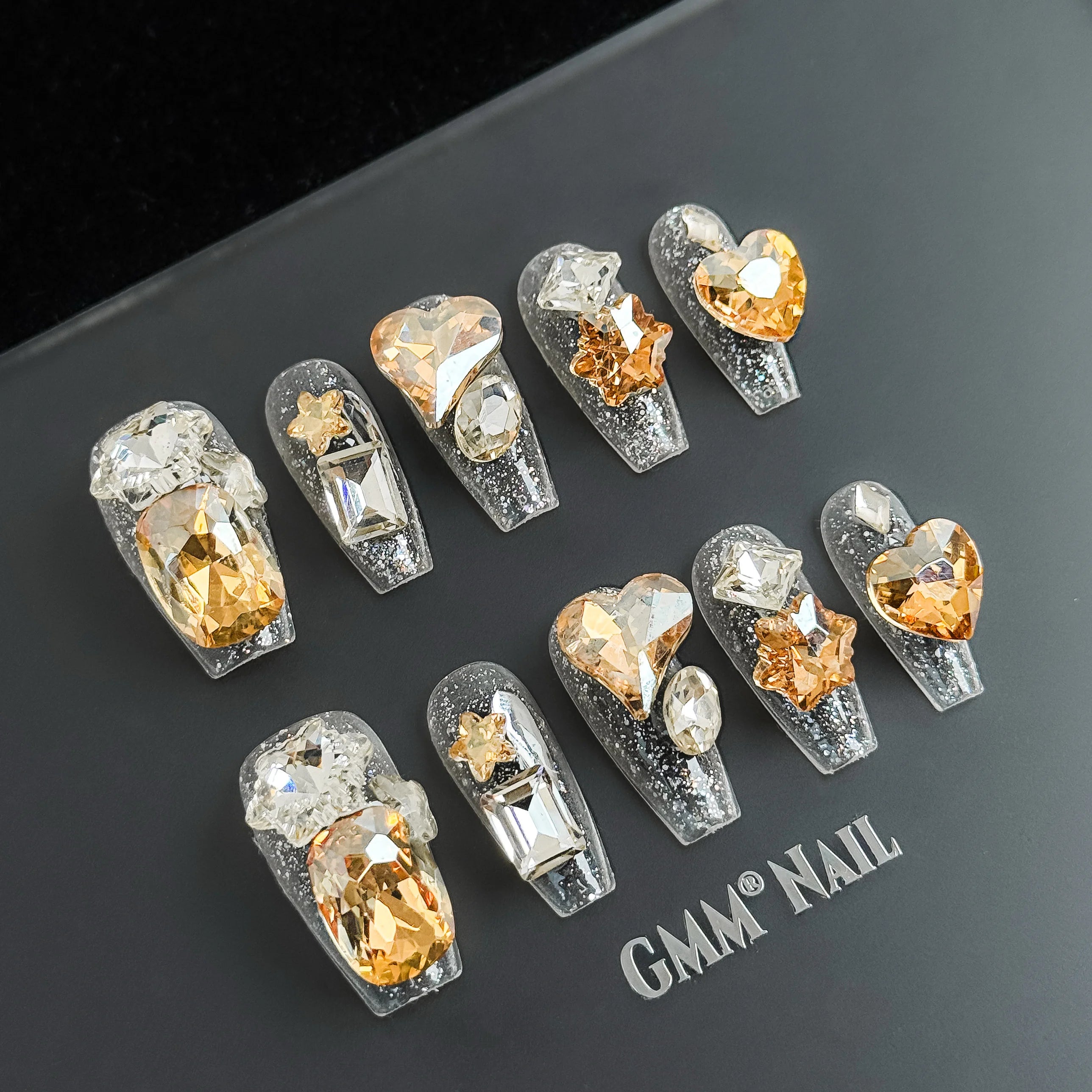 Diamond Bloom | Golden Facet Desire