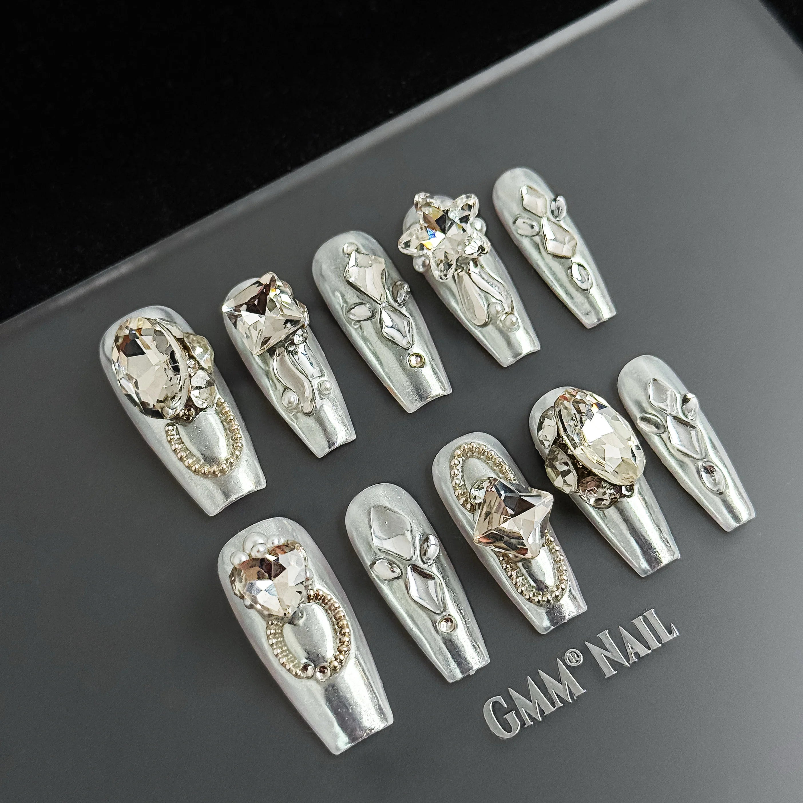 Diamond Bloom | Platinum Covenant