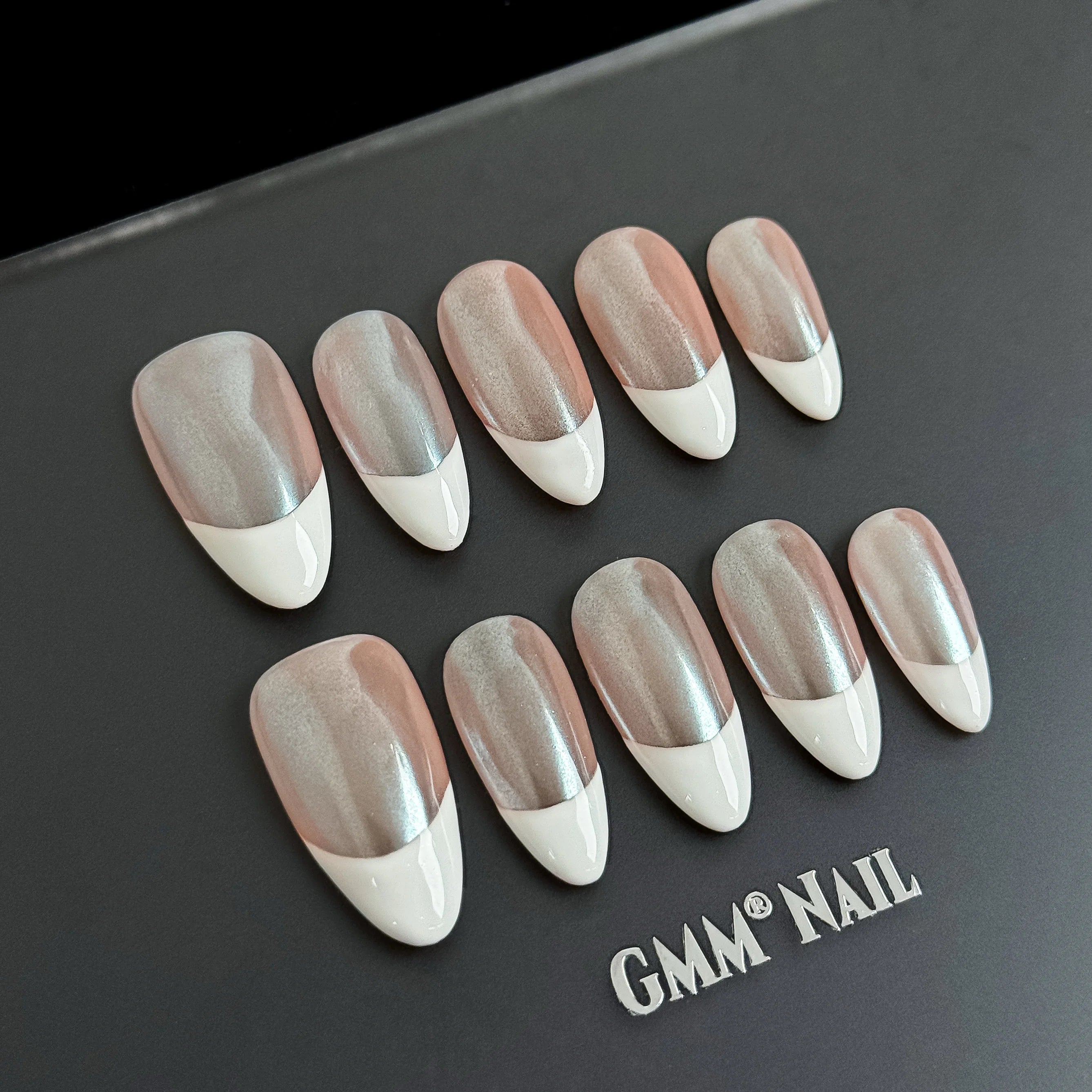 French Muse | Ivory Edge